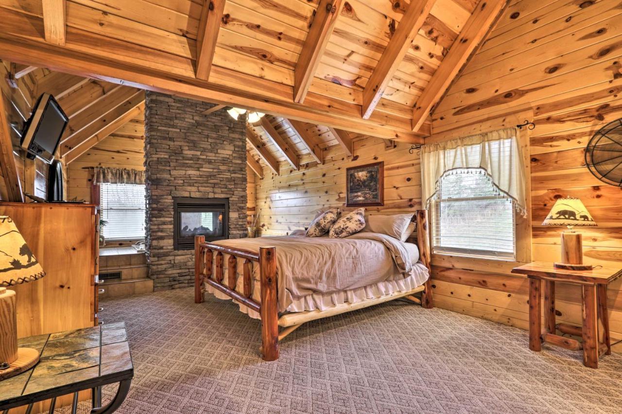 Pigeon Forge Cabin With Games, 1 Mi To Parkway! Екстер'єр фото